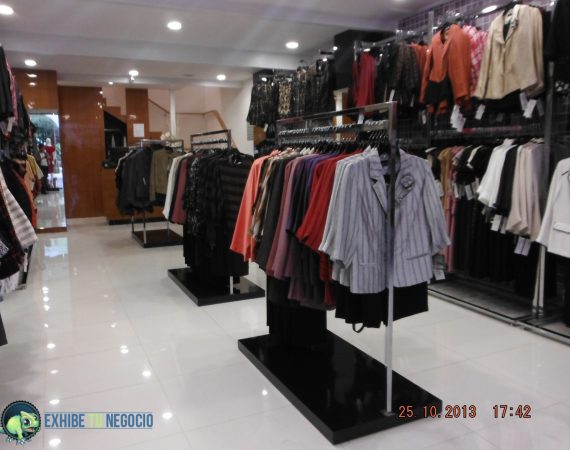 mueblesparanegociorakstiendaropa20